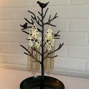 Gold geometric earrings